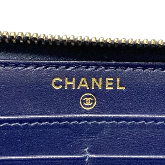 Auth CHANEL CC Filigree, Matelass A84449 Navy Calfskin Leather Long Wallet - Picture 5 of 12